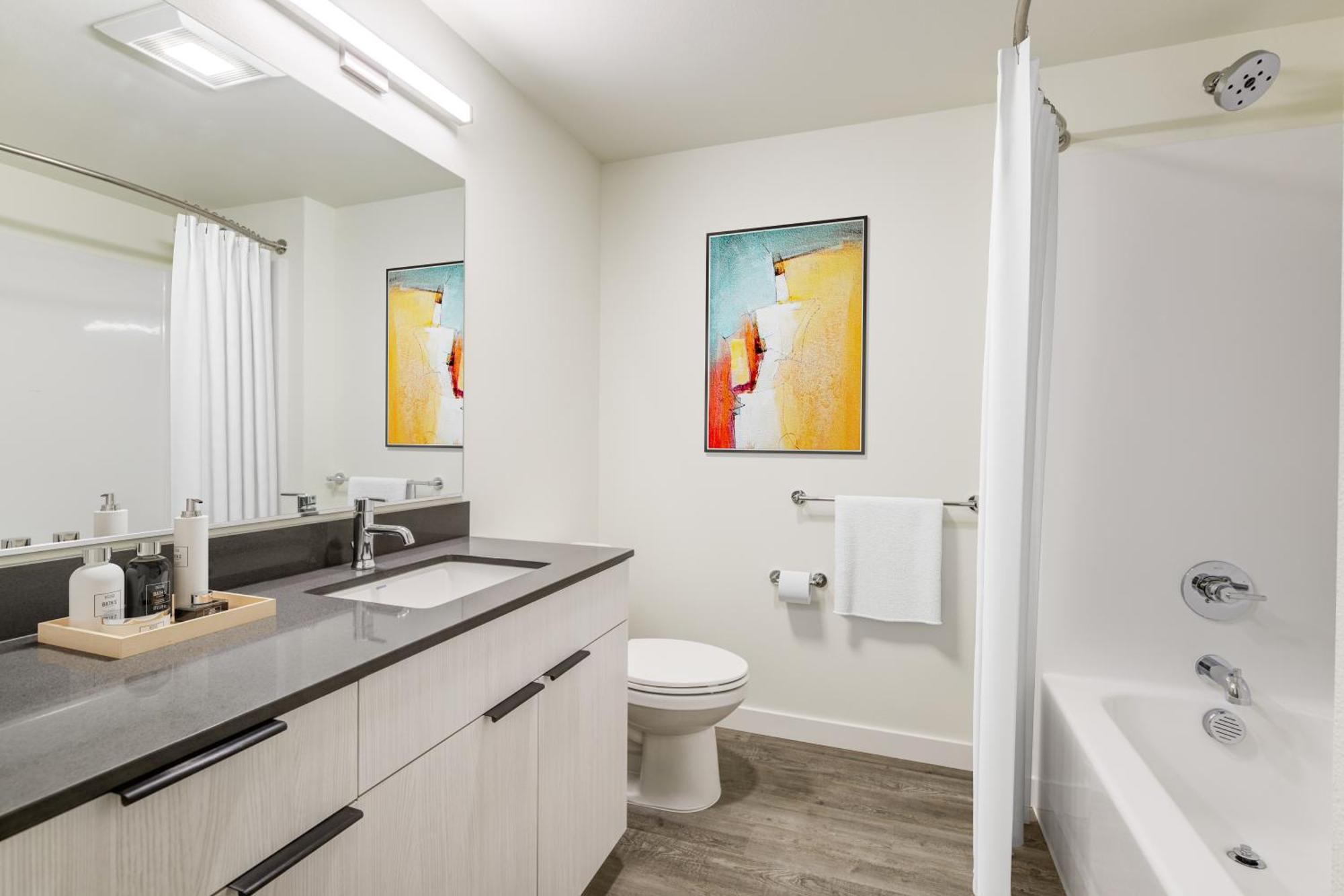 Marina Square Suites Bremerton Buitenkant foto