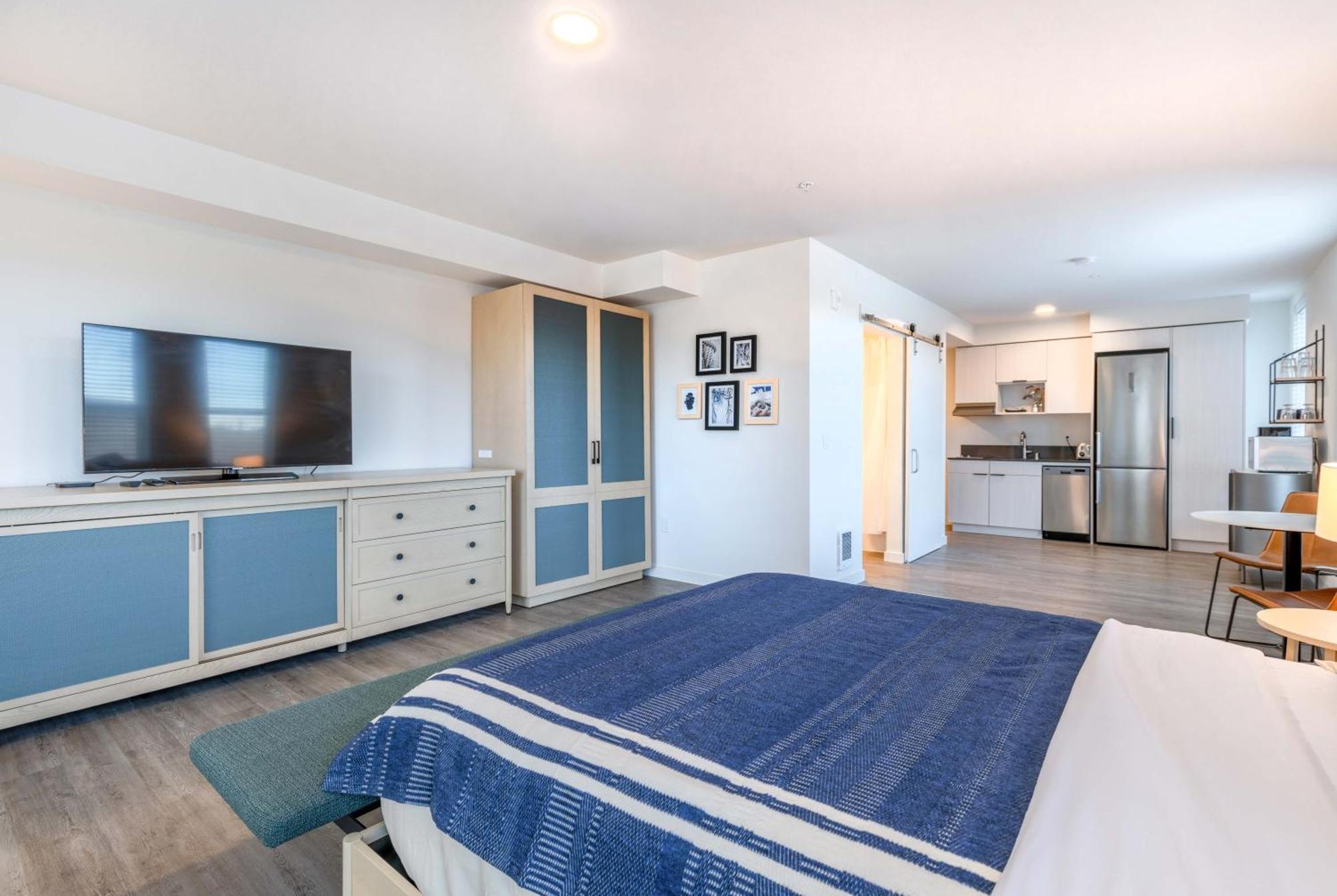 Marina Square Suites Bremerton Buitenkant foto