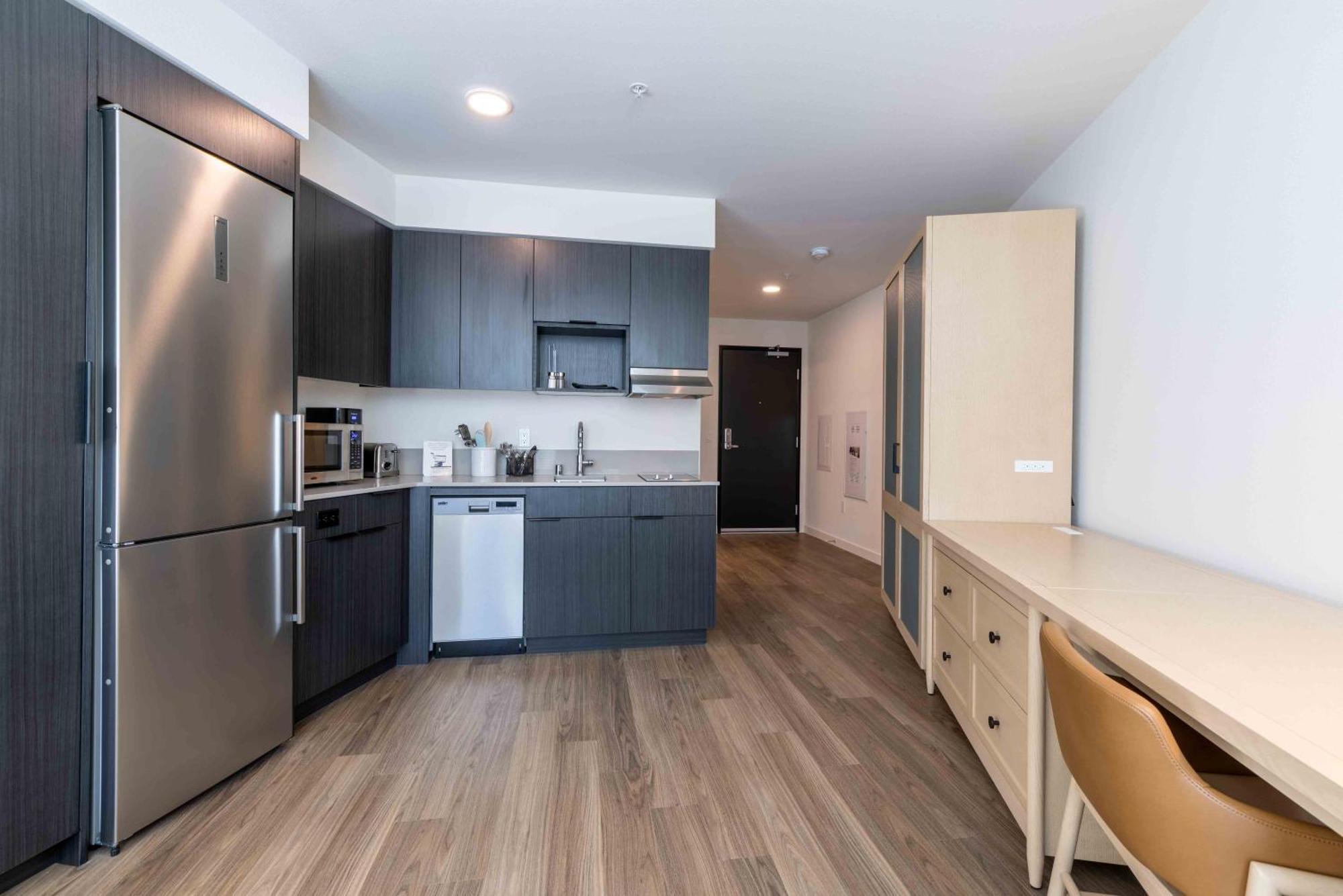 Marina Square Suites Bremerton Buitenkant foto