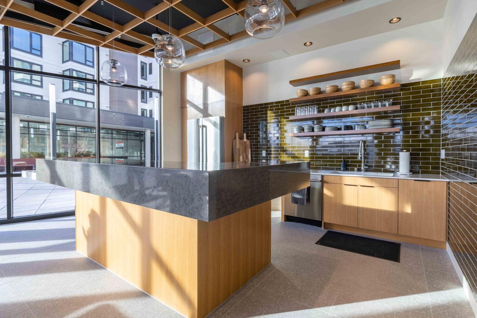 Marina Square Suites Bremerton Buitenkant foto