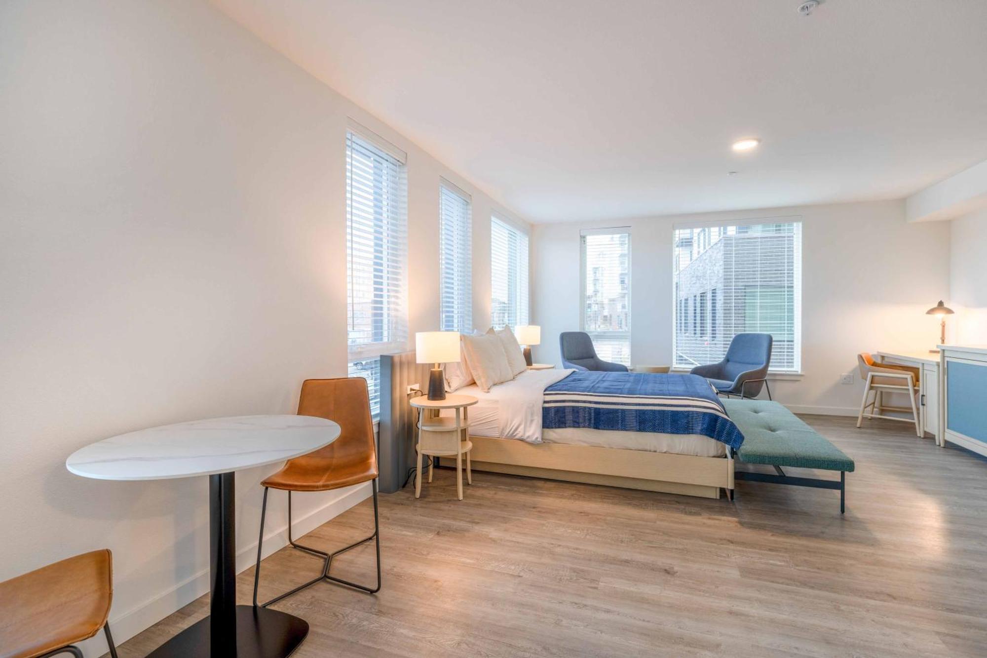 Marina Square Suites Bremerton Buitenkant foto