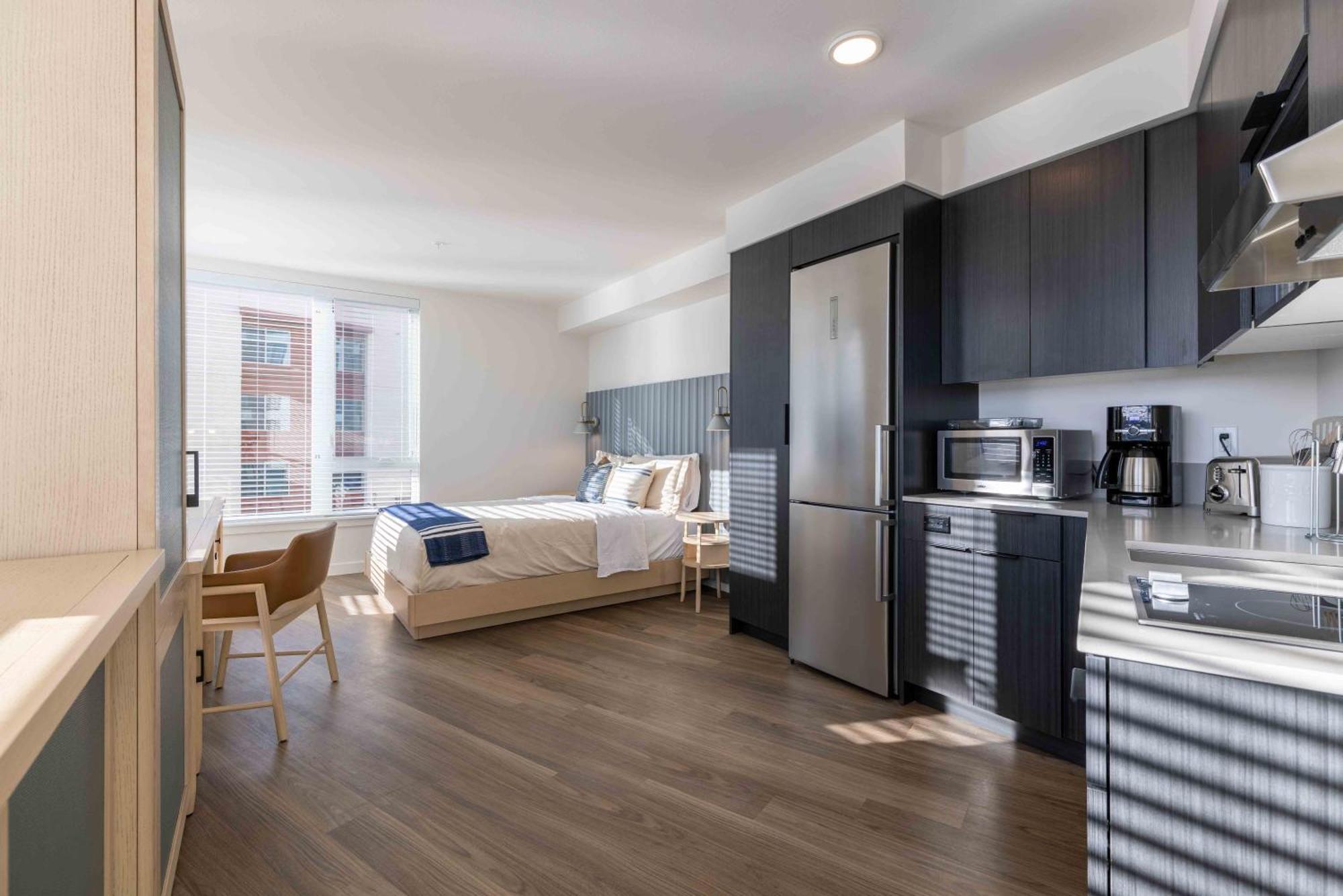 Marina Square Suites Bremerton Buitenkant foto