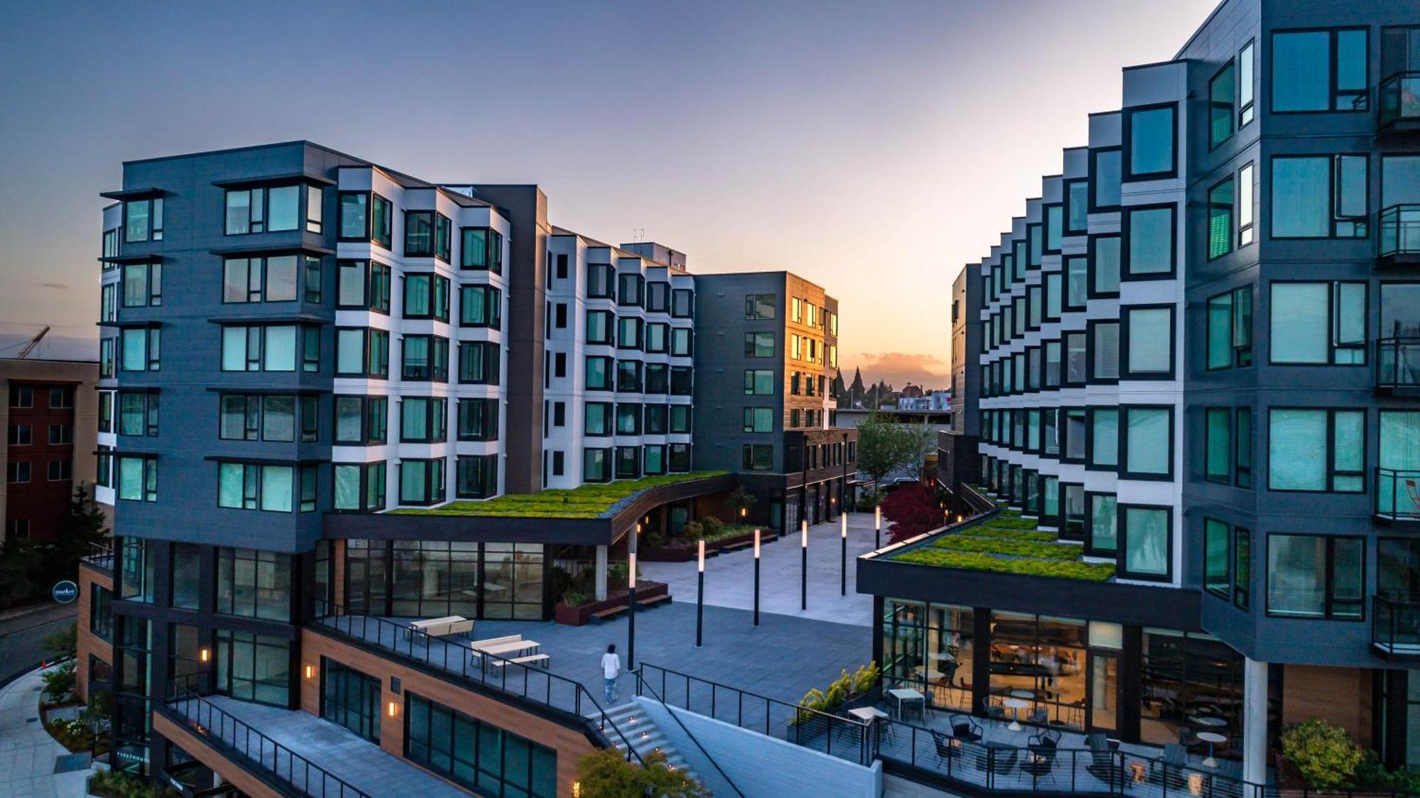 Marina Square Suites Bremerton Buitenkant foto