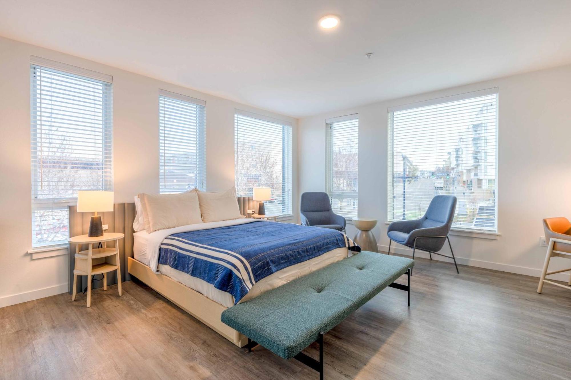 Marina Square Suites Bremerton Buitenkant foto
